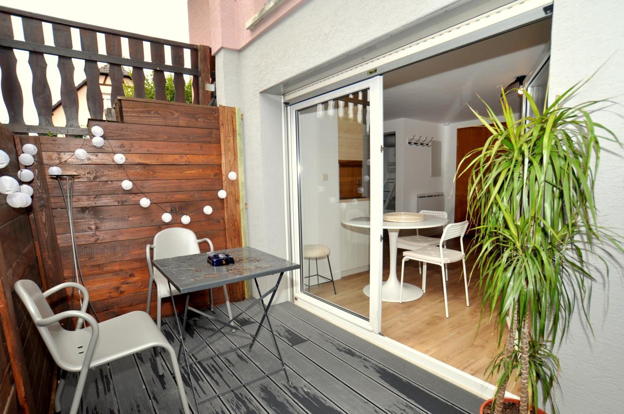 Aux Cigognes De Blotzheim Apartment Luaran gambar